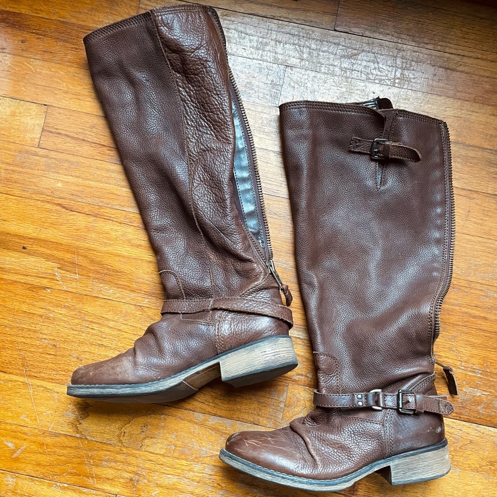 Ravinn Steve Madden leather boots